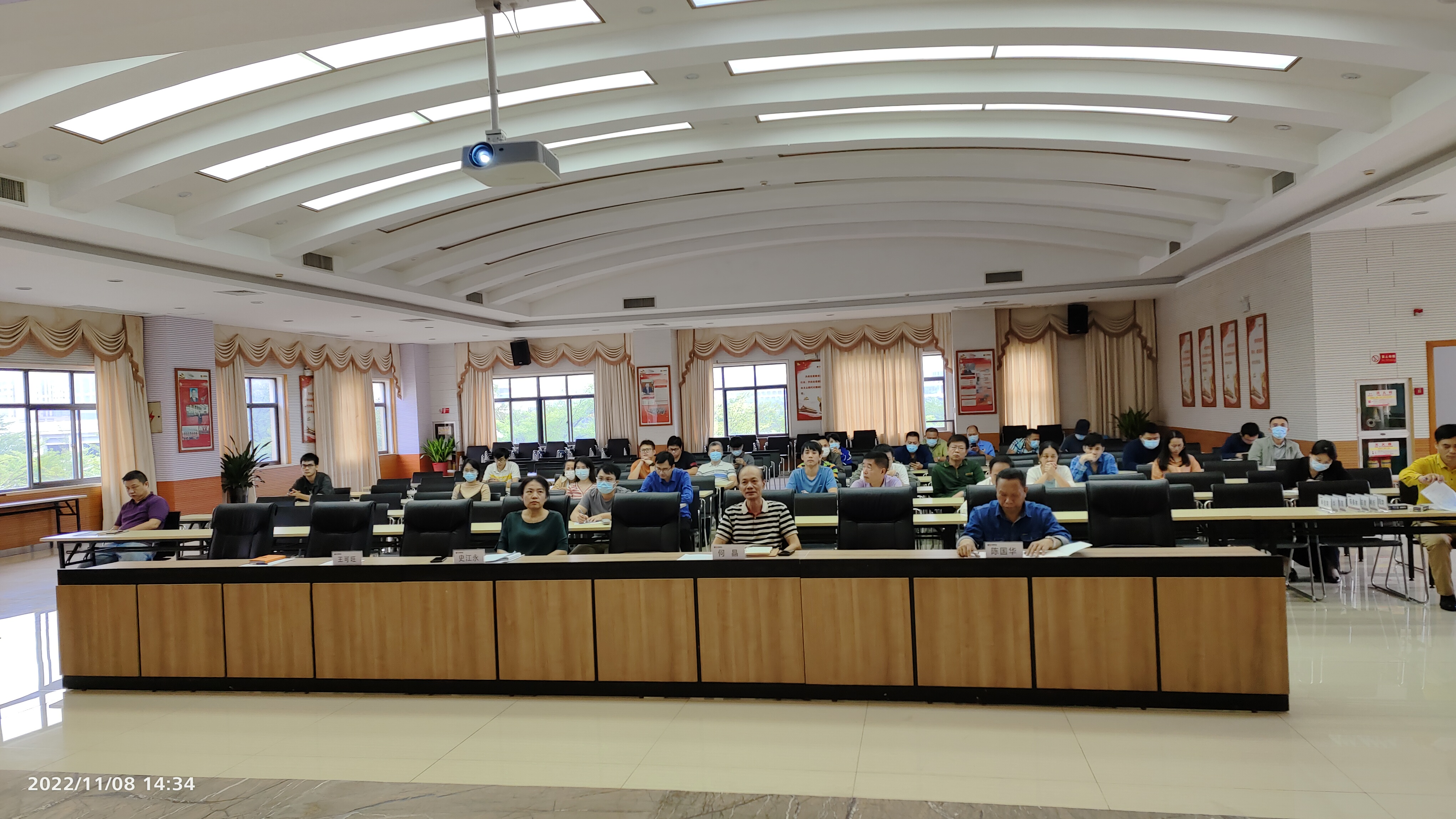 海南皇隆制藥股份有限公司舉行2022年度 安全消防培訓(xùn)演練暨安全先進(jìn)個人表彰大會